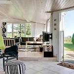 度假居 Two-bedroom In Brenderup Fyn *