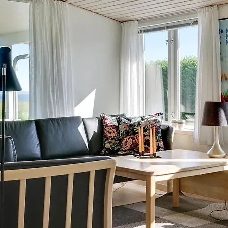 Stunning In Brenderup Fyn With House Sea View *