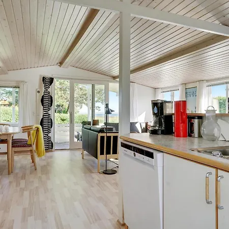 度假居 Two-bedroom In Brenderup Fyn