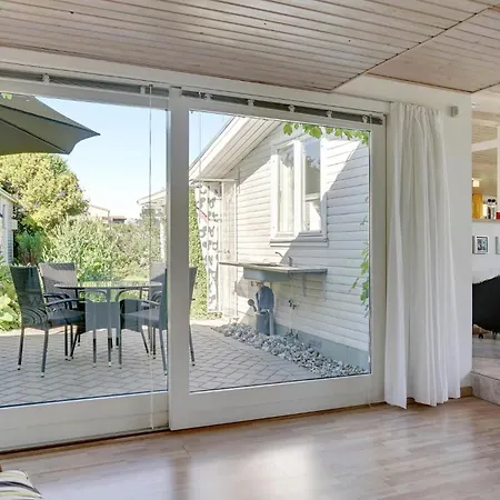 Two-bedroom In Brenderup Fyn * Bro (Funen)