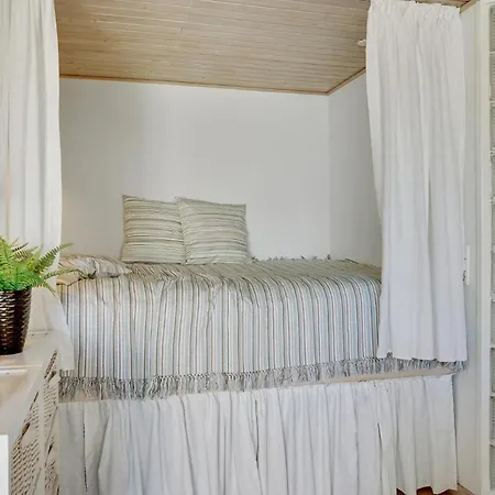 Two-bedroom In Brenderup Fyn بيت للعطل
